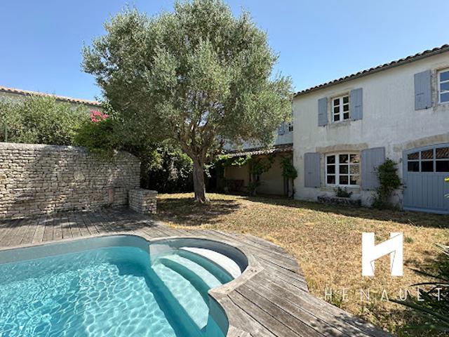 Maison vente à La Rochelle, Loix