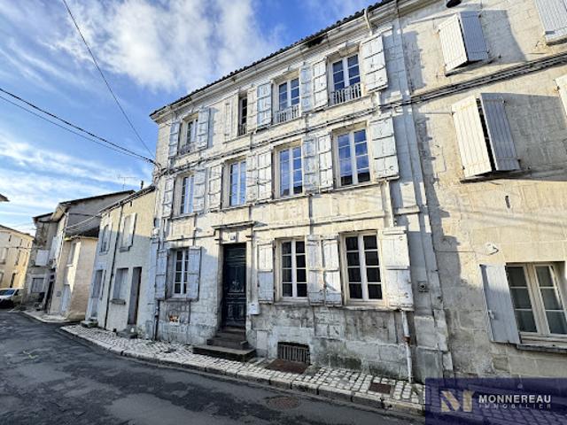 Maison vente à Cognac, Barbezieux-saint-hilaire