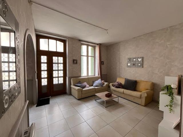 Maison vente à Saint-Amand-Montrond, Le Châtelet