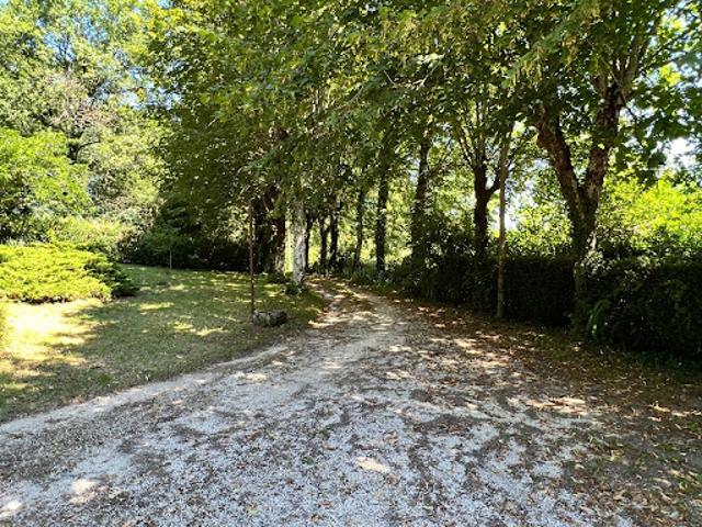 Maison vente à France métropolitaine, Couze-et-saint-front