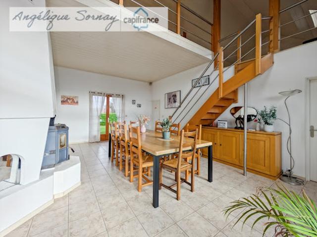 Maison vente à Lons-le-Saunier, Relans