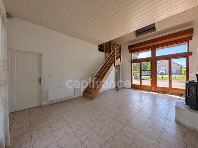Maison vente à Lons-le-Saunier, Relans