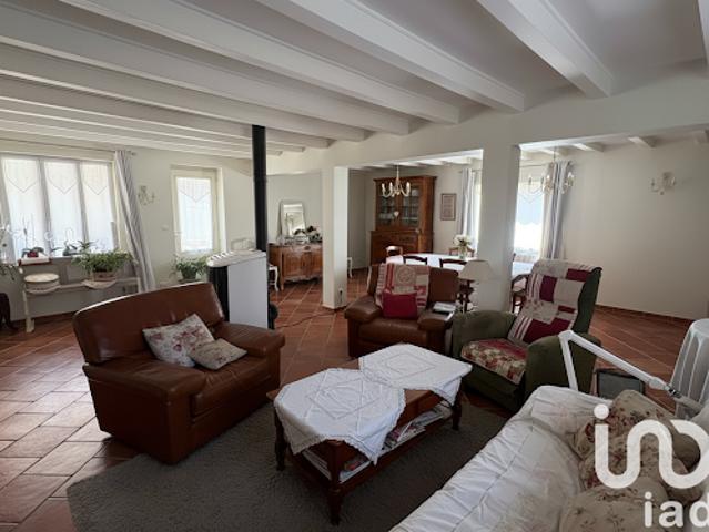 Maison vente à Louhans-Châteaurenaud, Tronchy