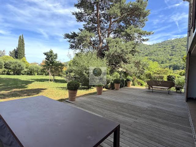 Maison vente à Privas, Saint-laurent-du-pape