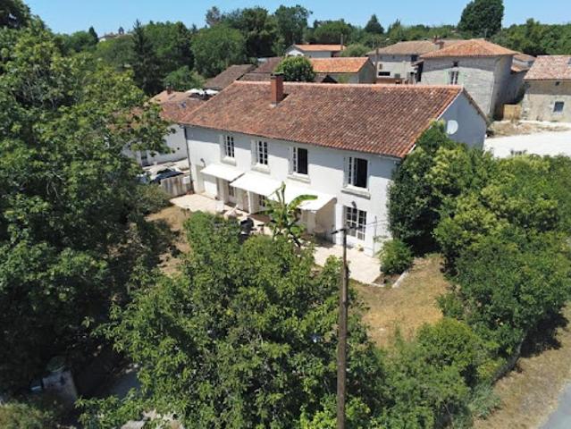 Maison vente à Confolens, Nanteuil-en-vallée