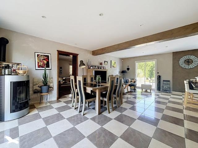 Maison vente à Mehun-sur-Yèvre, Cher
