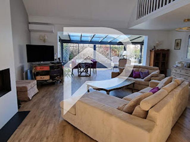 Maison vente à Créteil, Marolles-en-brie