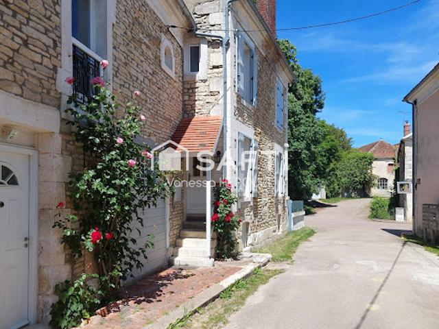 Maison vente à Auxerre, Saint-sauveur-en-puisaye