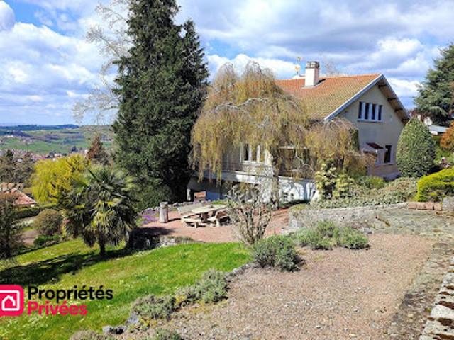 Maison vente à Bourg-de-Thizy, Thizy-les-Bourgs