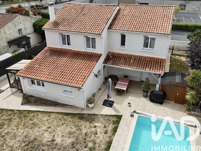 Maison vente à Saintes