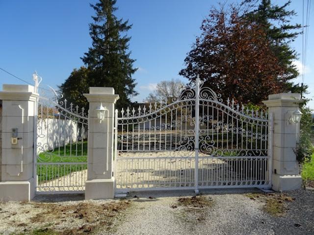 Maison vente à Angoulême, Roullet-saint-estèphe