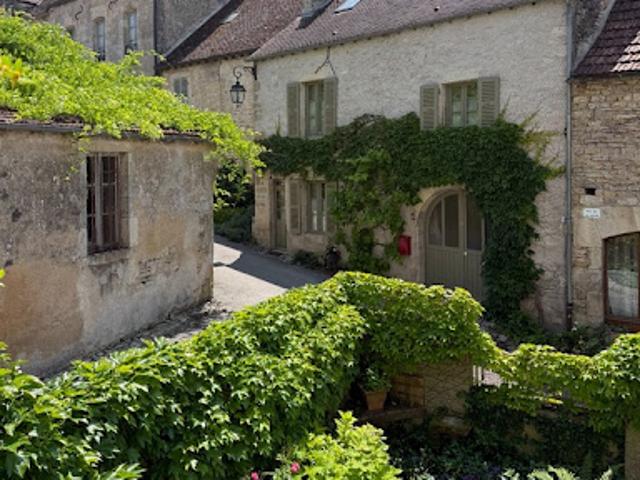 Maison vente à Au Faubourg, Flavigny-sur-Ozerain