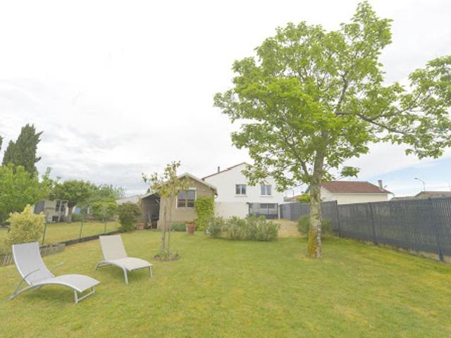Maison vente à Saintes, Médis