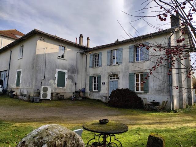 Maison vente à Rochechouart