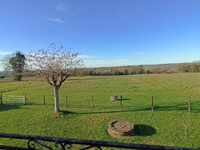 Maison vente à Nontron, Jumilhac-le-grand