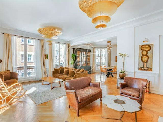 Maison vente à Paris, Île-de-France