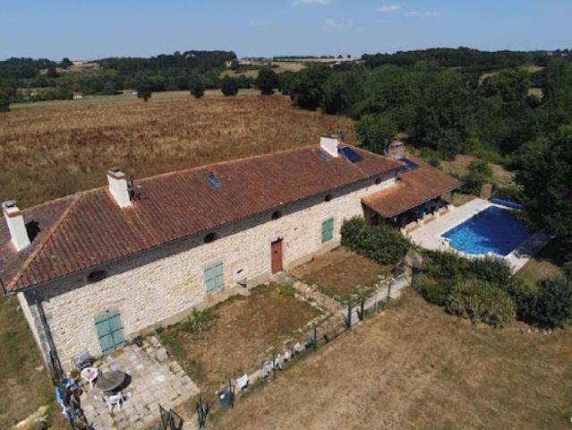 Maison vente à Charroux, Vienne