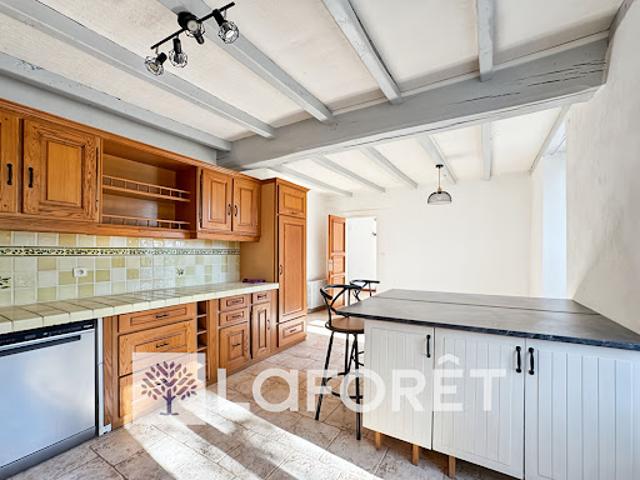 Maison vente à Le Bourg, Saint-Genis-de-Saintonge