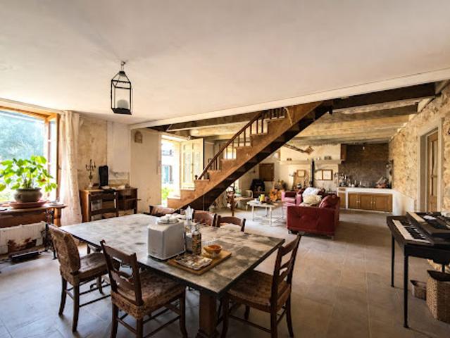 Maison vente à Villefranche-de-Rouergue, La Salvetat-peyralès