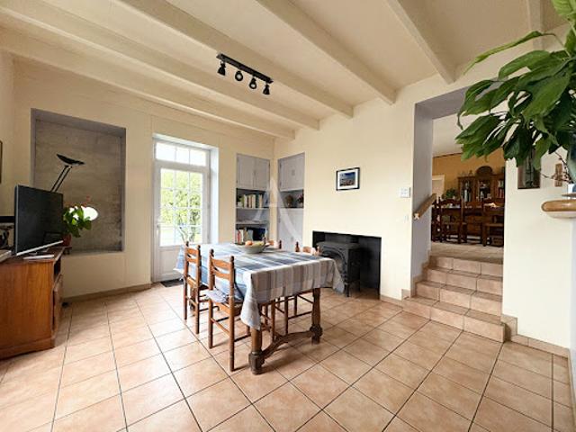 Maison vente à Fontenay-le-Comte, Le Poiré-sur-velluire