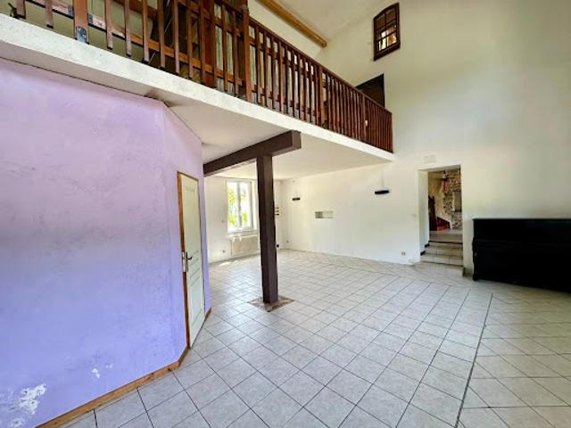 Maison vente à Mont Châtel, Lure