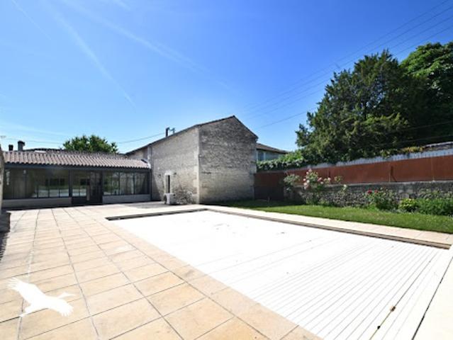Maison vente à Cognac