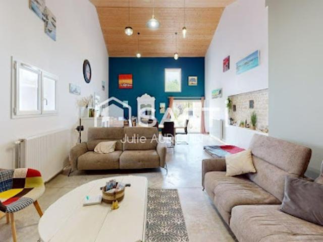 Maison vente à Saint-Jean-d'Angély, Les Touches-de-périgny