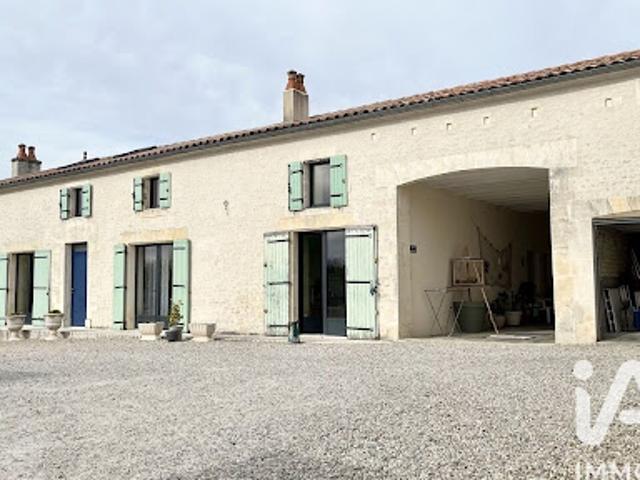 Maison vente à Les Granges, Saint-Fort-sur-le-Né