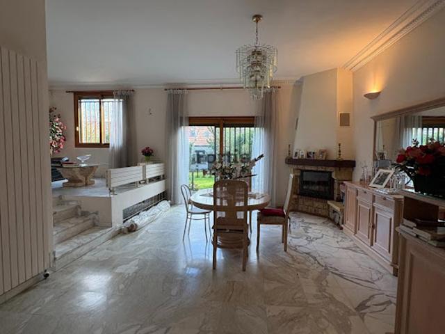 Maison vente à Bobigny, Bagnolet