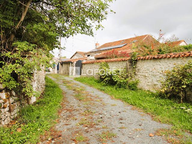 Maison vente à Nontron, Mareuil