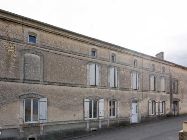 Maison vente à Angoulême, Montboyer