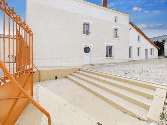 Maison vente à Fontenay-le-Comte, L'hermenault