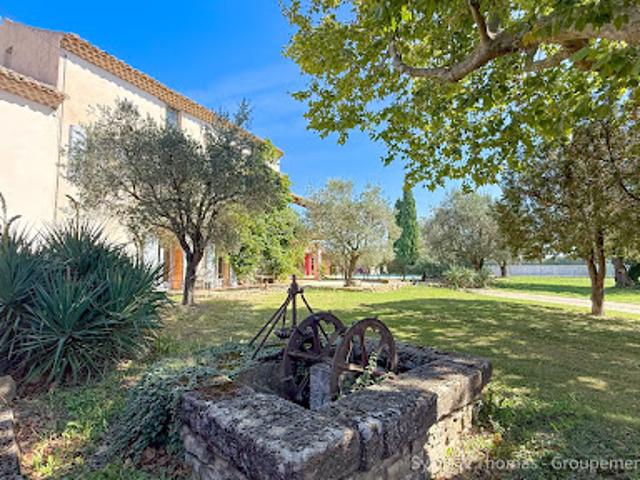 Ferme vente à Carpentras, Caderousse