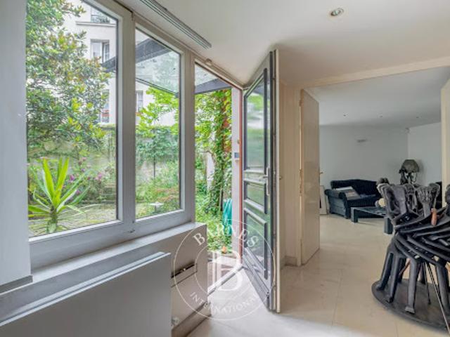 Maison vente à Paris, Île-de-France