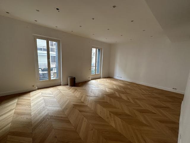 Maison vente à Paris, Île-de-France