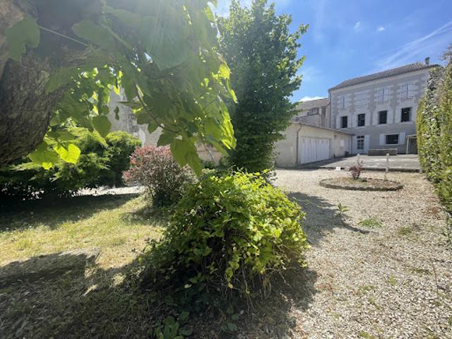 Maison vente à Charente
