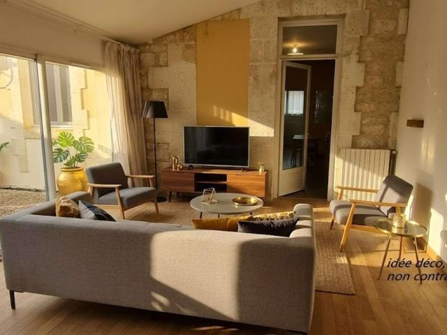 Maison vente à Angoulême, Aignes-et-puypéroux