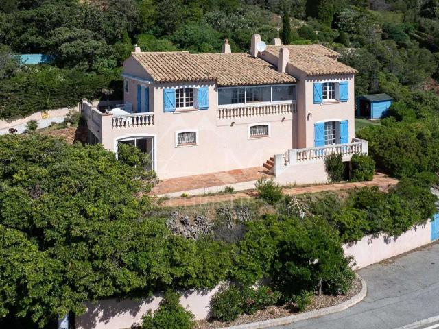 Maison vente à Arrondissement de Draguignan, Saint-raphaël