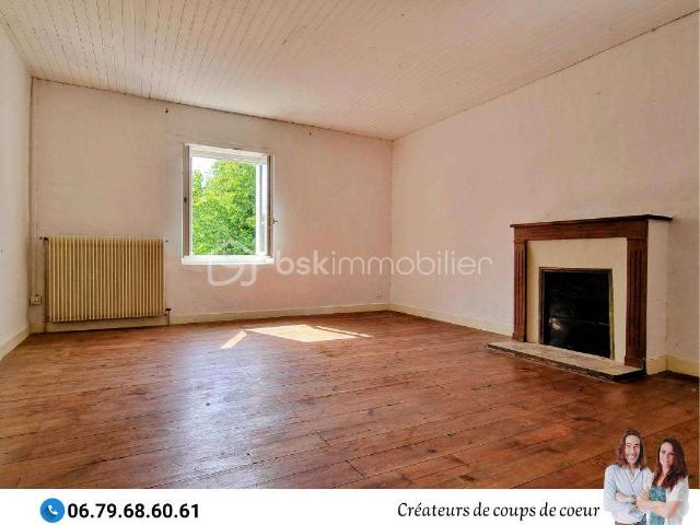 Maison vente à La Couarde, Prailles-la-Couarde