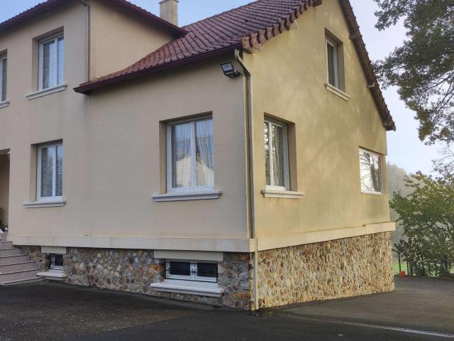 Maison vente à Mayenne, La Baconnière