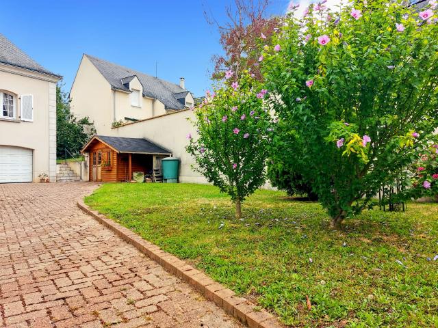Maison vente à Laval, Changé