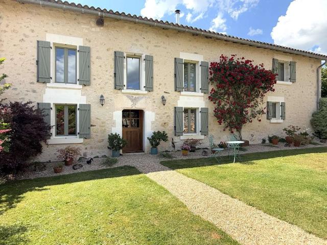 Maison vente à Nontron, Nouvelle-Aquitaine