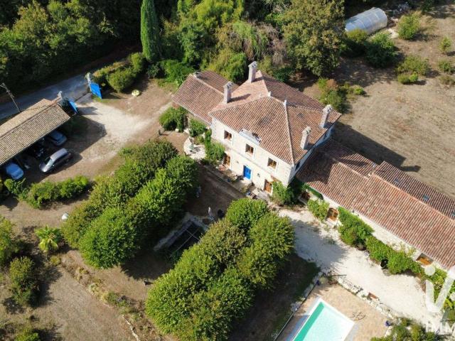 Maison vente à Confolens, Montjean