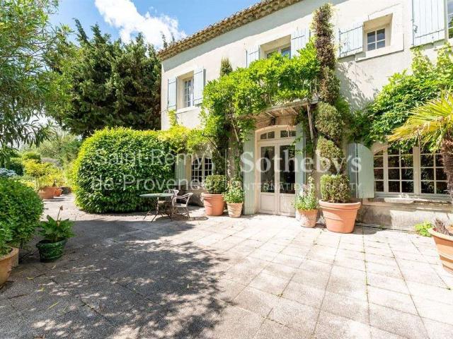 Maison vente à Arles, Maillane