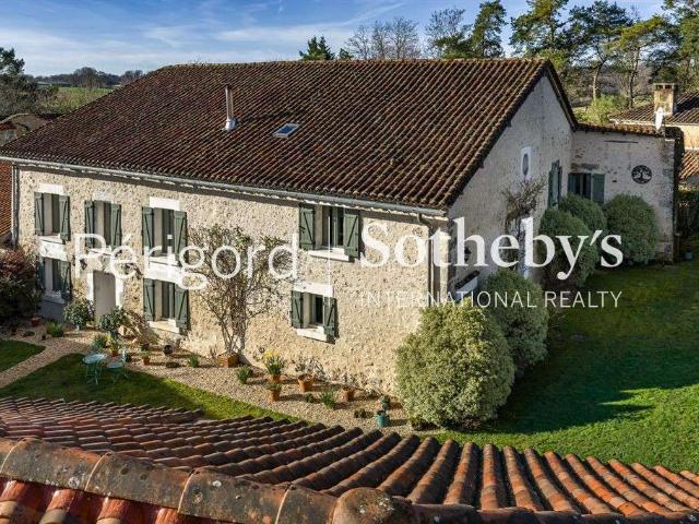 Maison vente à Nontron, Nouvelle-Aquitaine
