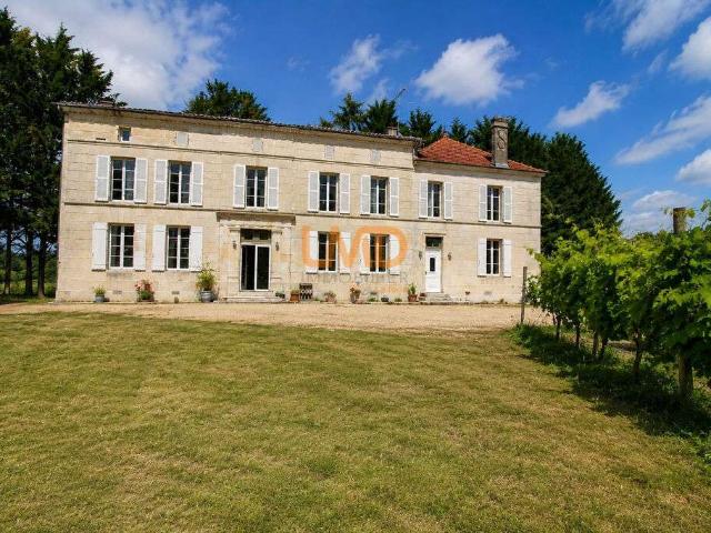 Maison vente à Saint-Jean-d'Angély, Nouvelle-Aquitaine