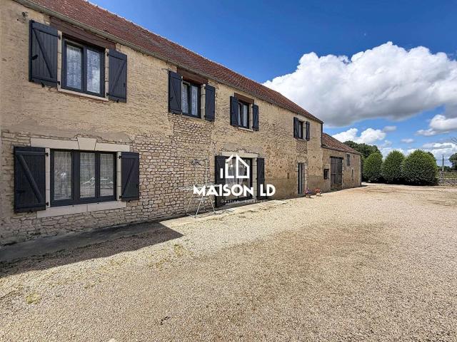Maison vente à Caen, Pertheville-ners