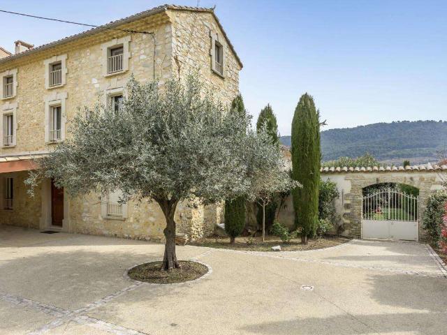 Maison vente à Carpentras, Sablet