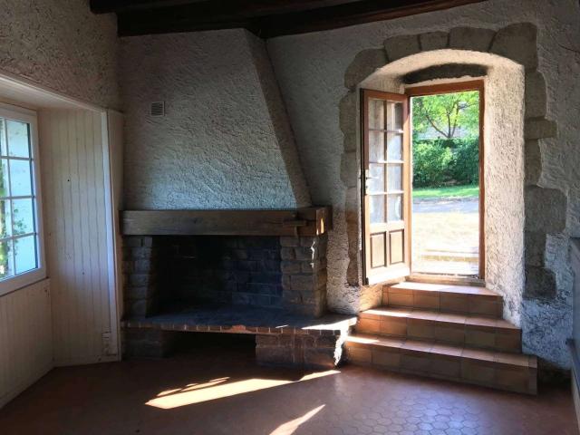 Maison vente à Bressuire, Saint-généroux