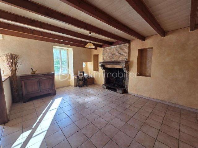 Maison vente à Bressuire, Saint-paul-en-gâtine